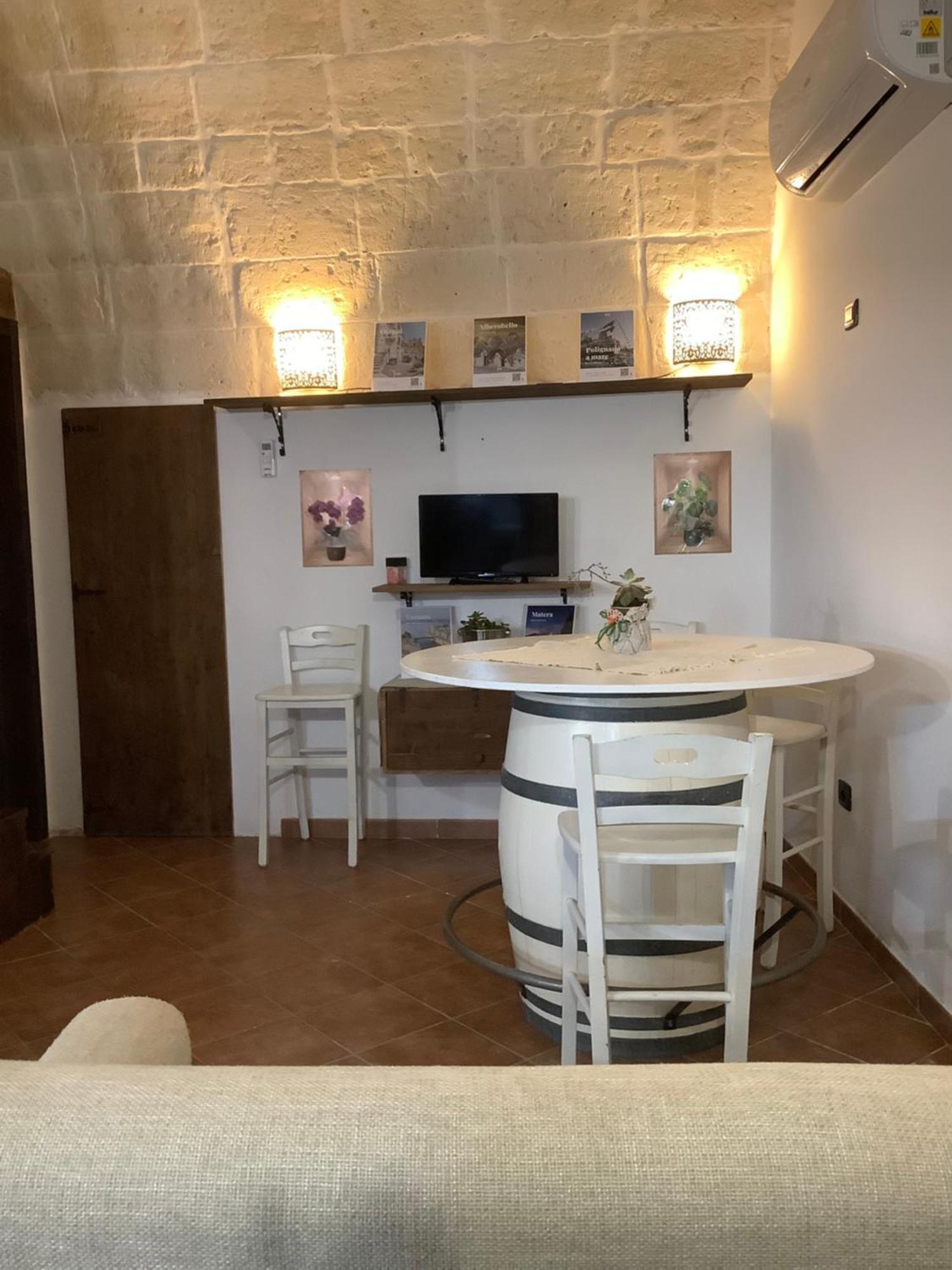 Xenia Renting *
